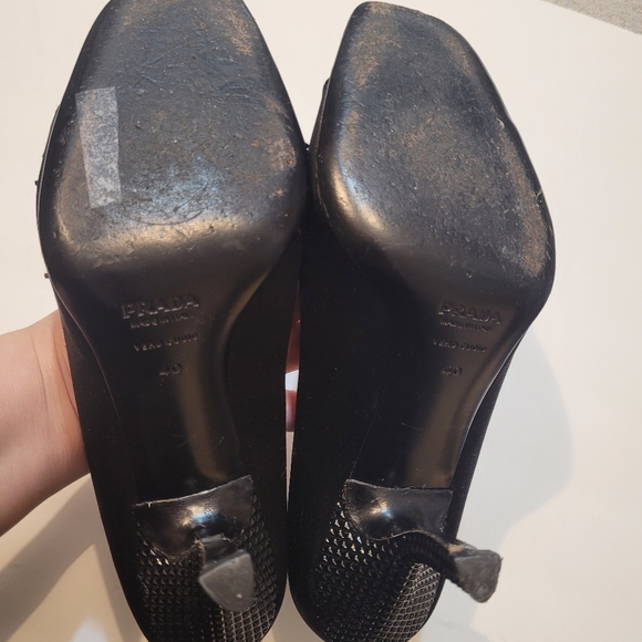 Prada black satin embellished pumps size 40 - Picture 8 of 16